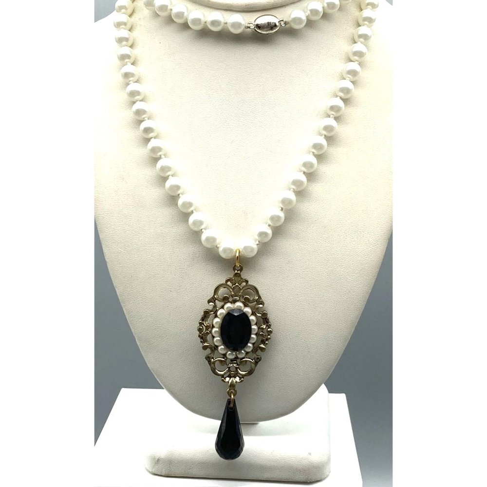 Vintage Glass Pearl Strand Necklace with Elegant Mourning Pendant, Faceted Black